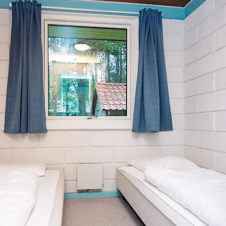 Tranquil Retreat With - By Traum Holiday home Ho